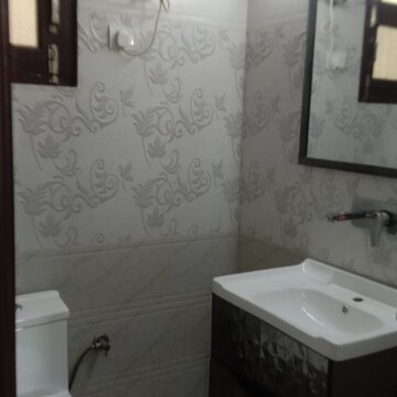 Bathroom in  Pg at Sushant Lok Iii – for Rent