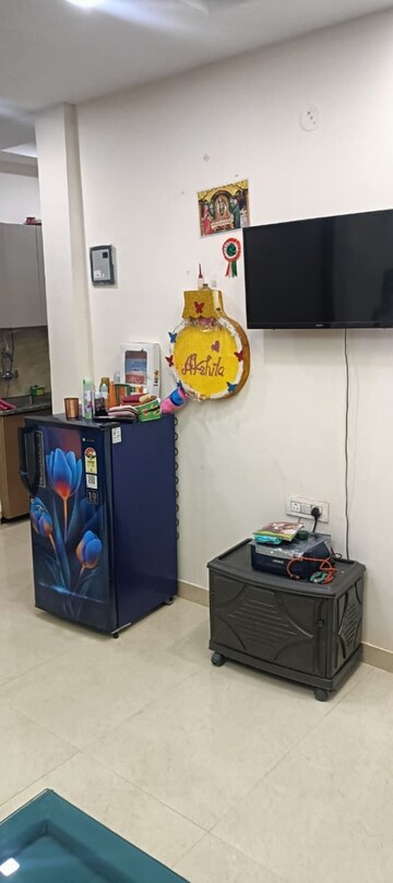 Living Room in 1 BHK Builder Floor at Nai Basti Dundahera – for Rent