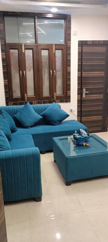 Living Room in 1 BHK Builder Floor at Nai Basti Dundahera – for Rent