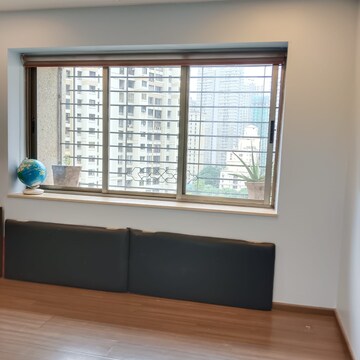 Room in 3.5 BHK Apartment at Kalpa Taru Siddhachal VI, Kasarvadavali – for Rent