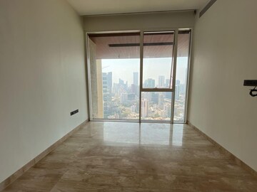 Room in 3 BHK Apartment at Avighna One Avighna Park, Lower Parel – for Rent