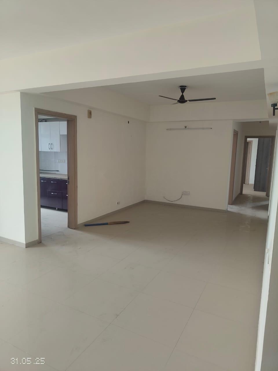 4 BHK Apartment For Rent in DLF New Town Heights III