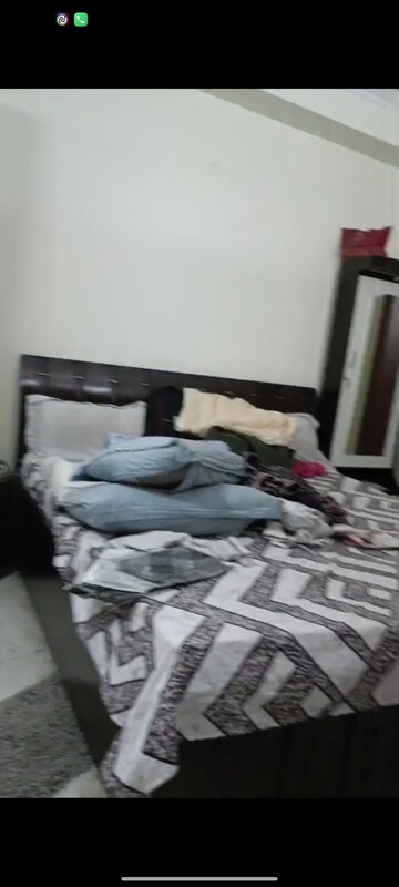 Bedroom in 2 BHK Builder Floor at Hong Kong Bazaar, Sector 57 – for Rent