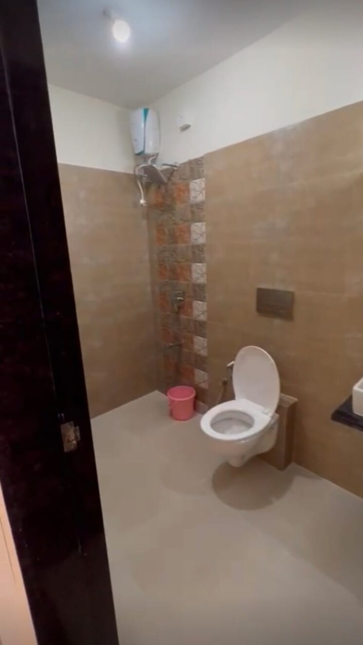 Bathroom, bini-winspace-amelio 2 Bedroom 730 Sq.Ft. Apartment In Andheri West Mumbai 9191077