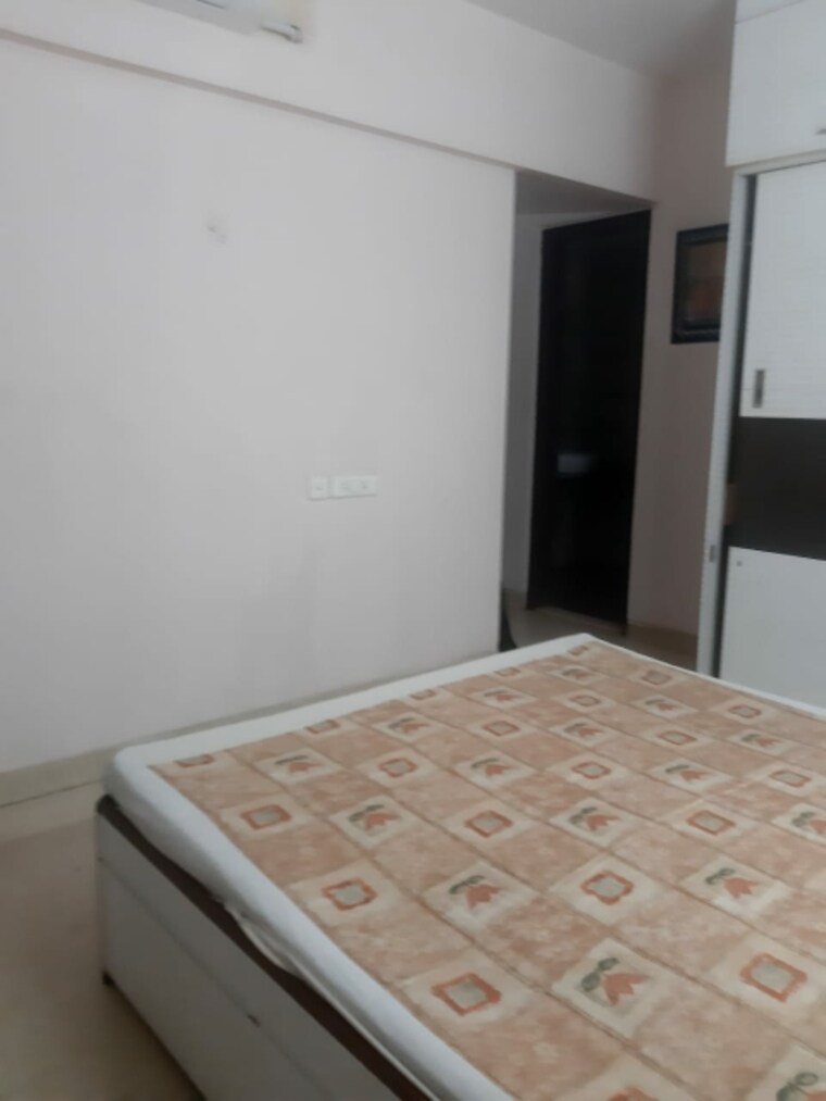 Room, kalpataru-srishti 2.5 Bedroom 1150 Sq.Ft. Apartment In Mira Road Thane 9195584