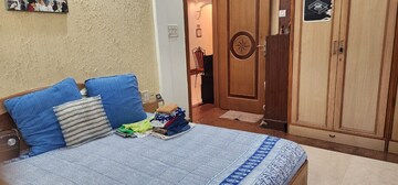 Bedroom in 2 BHK Apartment at Bandra West – for Rent