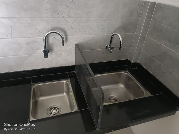 Bathroom, roshan-milestone 1 Bedroom 456 Sq.Ft. Apartment In Tathawade Pune 9195578