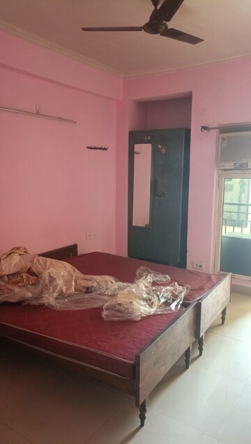Bedroom in 2 BHK Apartment at Gardenia Golf City, Sector 75 – for Rent