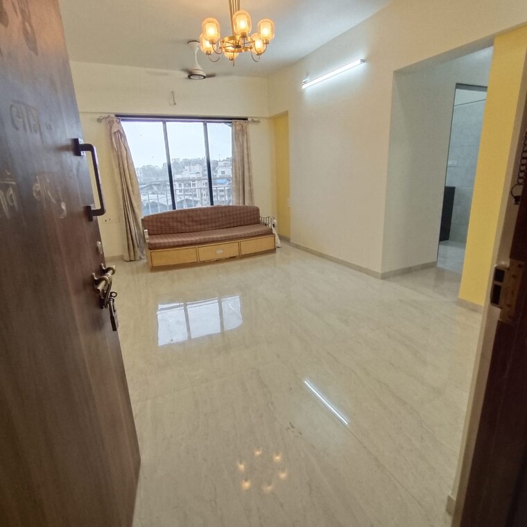 Room, chaitanya-anand-lunkhod-chsl 2 Bedroom 576 Sq.Ft. Apartment In Andheri West Mumbai 9195683