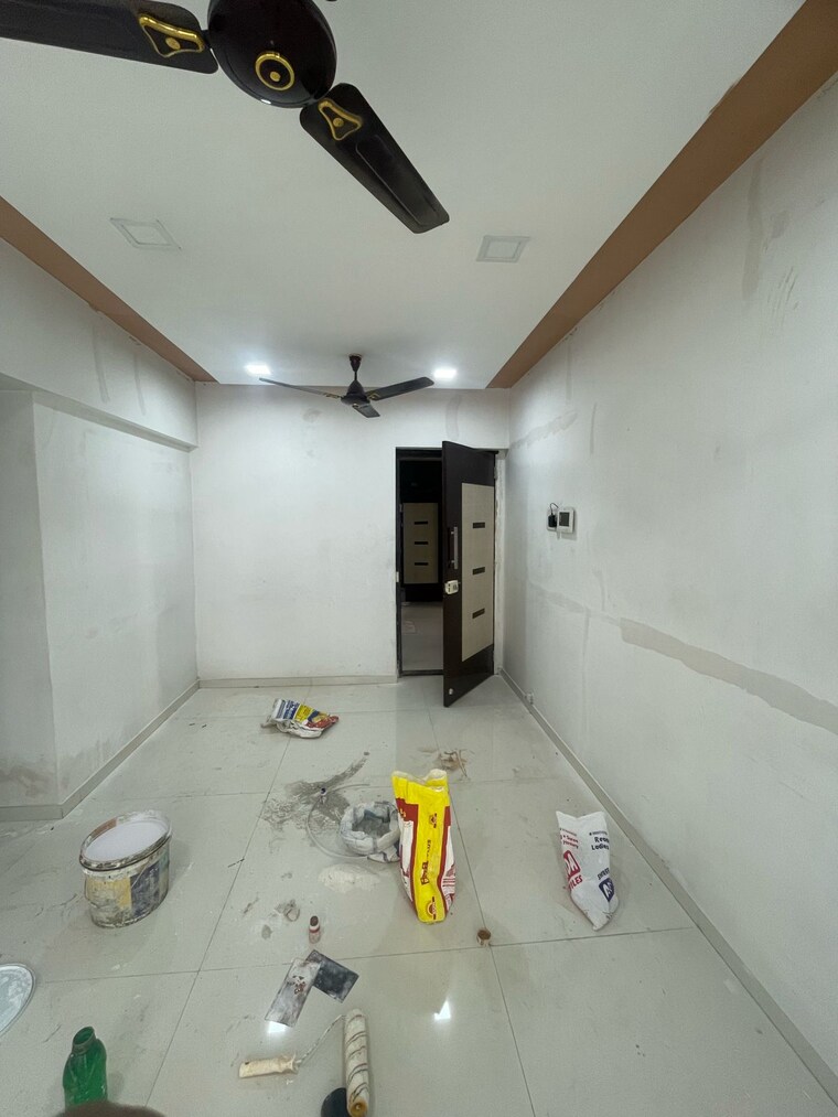 Room, rna-ng-canary 1 Bedroom 400 Sq.Ft. Apartment In Mira Road Thane 9195656