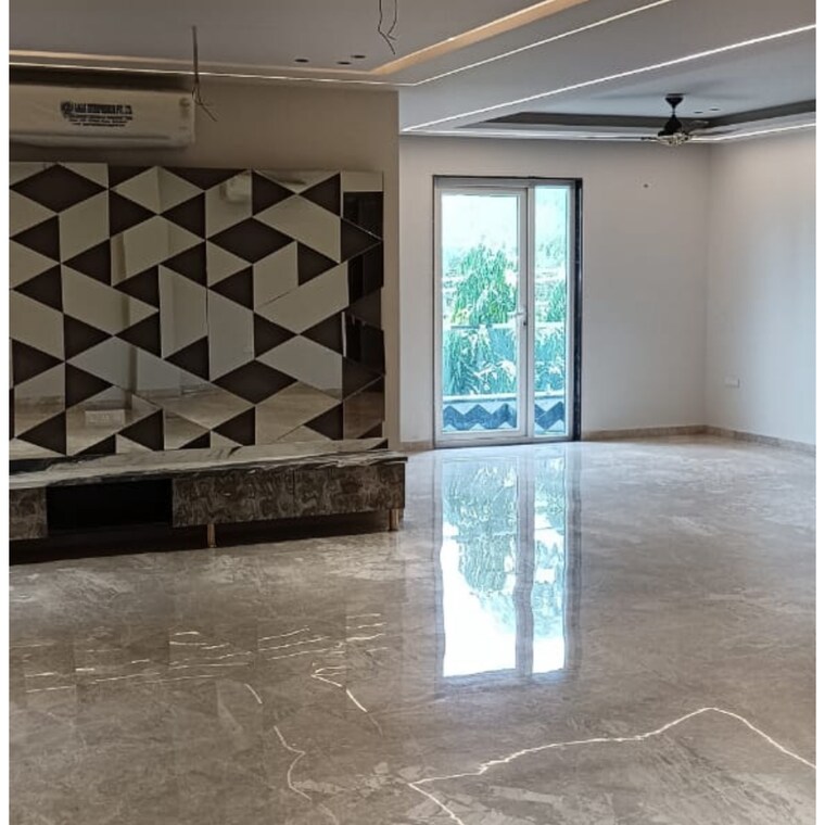 Room, shiv-sai-ozone-park 3.5 Bedroom 1815 Sq.Ft. Apartment In Sector 86 Faridabad 9195685