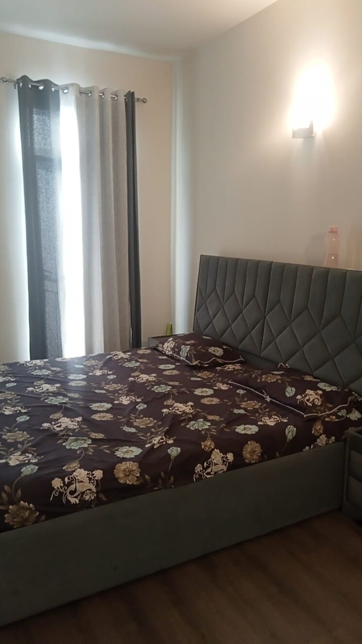 Bedroom, malibu town 3 Bedroom 1866 Sq.Ft. Builder Floor In Malibu Town Gurgaon 9195662