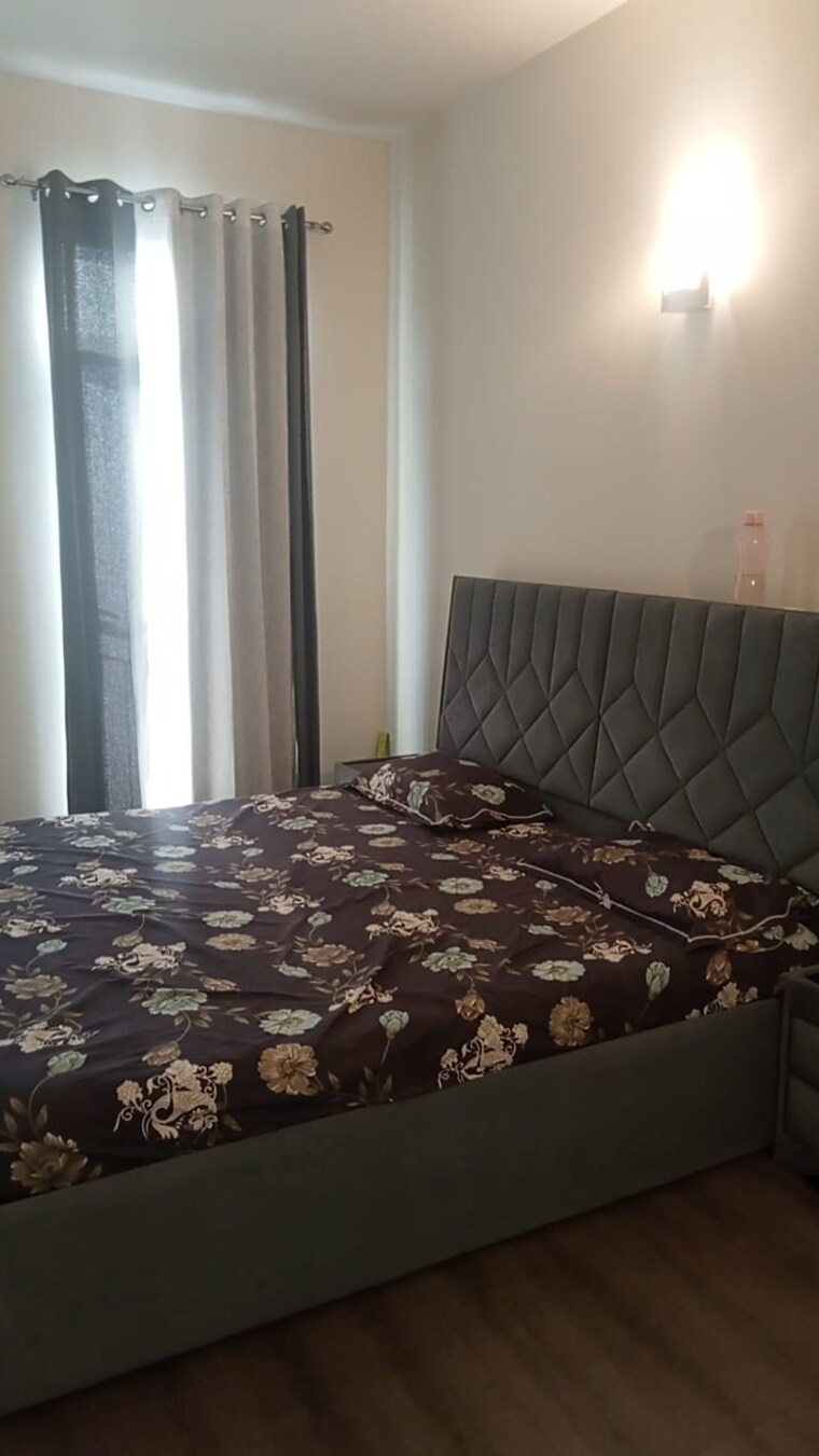 Bedroom, malibu town 3 Bedroom 1866 Sq.Ft. Builder Floor In Malibu Town Gurgaon 9195662