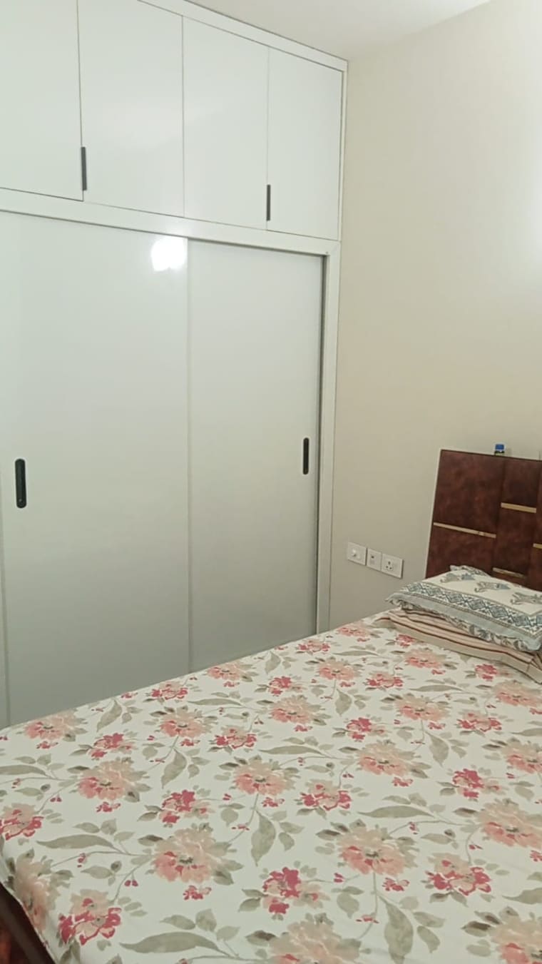 Bedroom, malibu town 3 Bedroom 1866 Sq.Ft. Builder Floor In Malibu Town Gurgaon 9195662