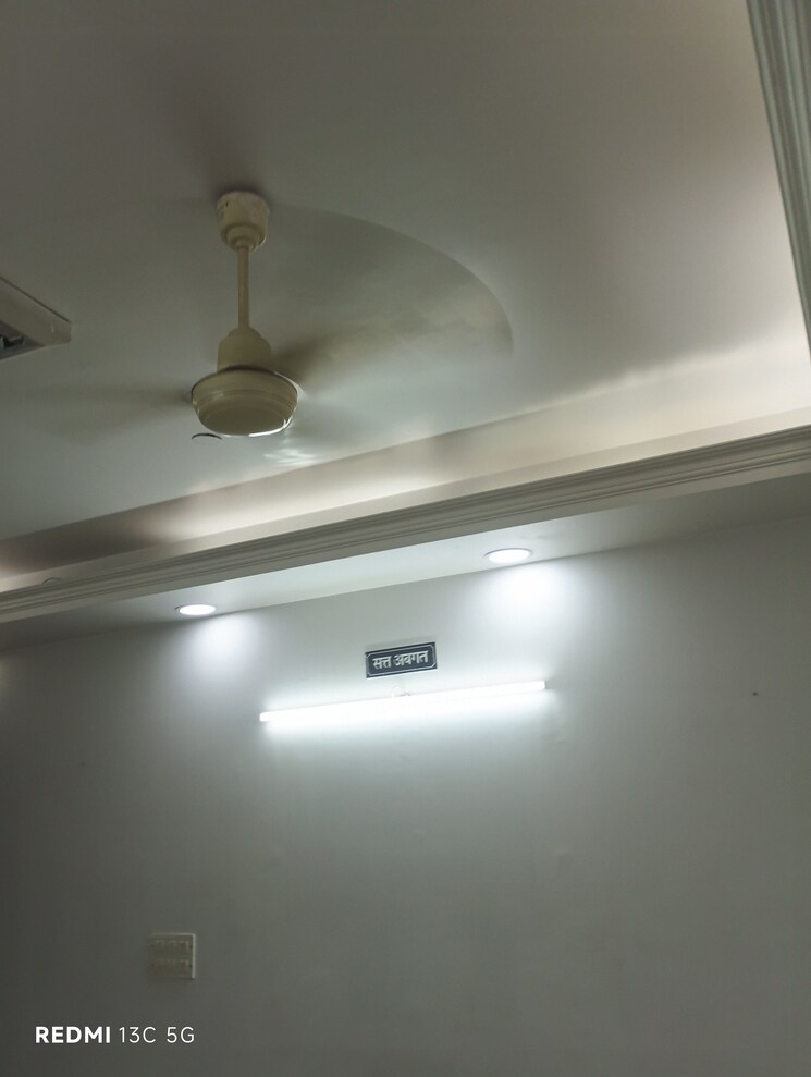 undefined, lajpat nagar i Commercial Office Space 900 Sq.Ft. In Lajpat Nagar I Delhi 9195808