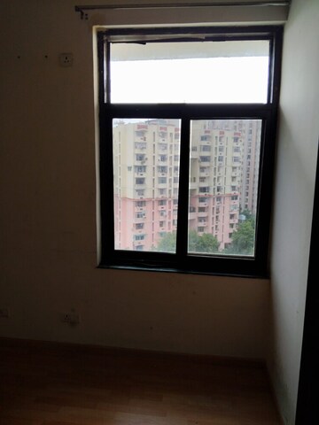  3 BHK Apartment at Omega I Greater Noida – for Rent