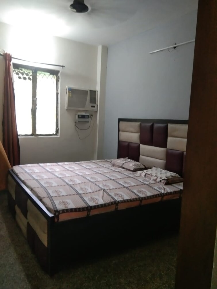 Cover Image, delta i greater noida 1 Bedroom 60 Sq.Mt. Independent House In Delta I Greater Noida Greater Noida 9195682