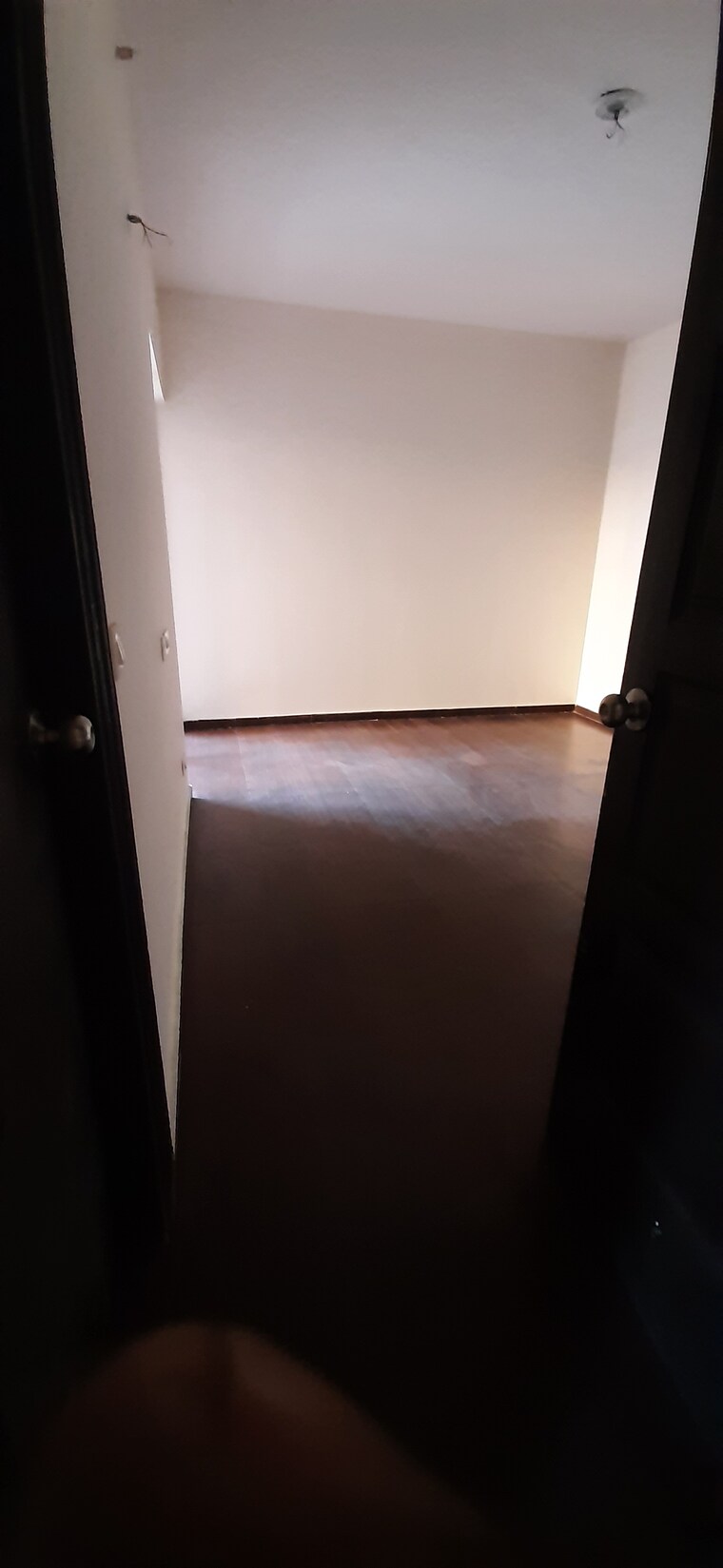 Other, land-craft-golf-links-apartment-phase-2 3 Bedroom 1450 Sq.Ft. Apartment In Pandav Nagar Ghaziabad 9195708