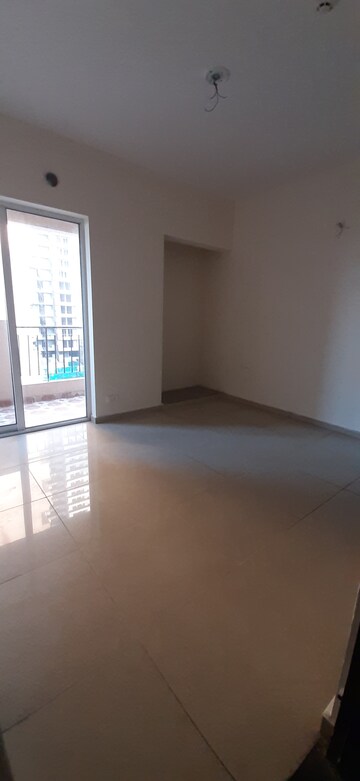 Bedroom in 3 BHK Apartment at Land Craft Golf Links Apartment Phase 2, Pandav Nagar – for Rent