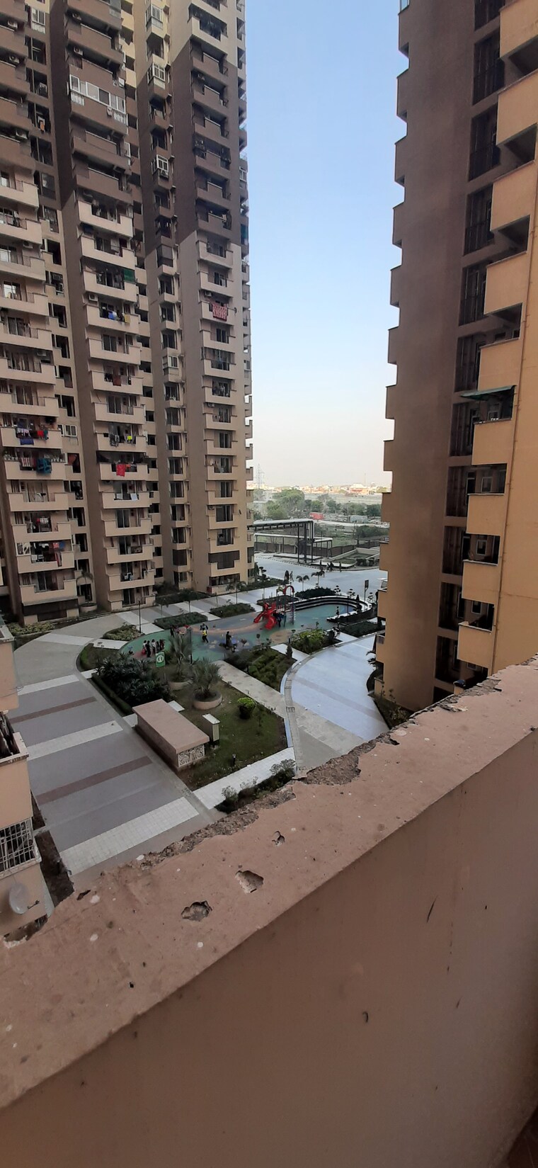 Exterior View, land-craft-golf-links-apartment-phase-2 3 Bedroom 1450 Sq.Ft. Apartment In Pandav Nagar Ghaziabad 9195708