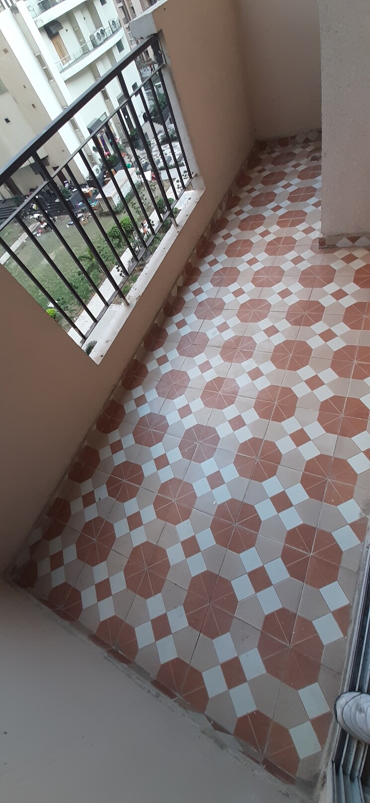 undefined, land-craft-golf-links-apartment-phase-2 3 Bedroom 1450 Sq.Ft. Apartment In Pandav Nagar Ghaziabad 9195708