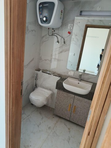 Bathroom in 3 BHK Apartment at M3M Flora 68, Sector 68 – for Rent