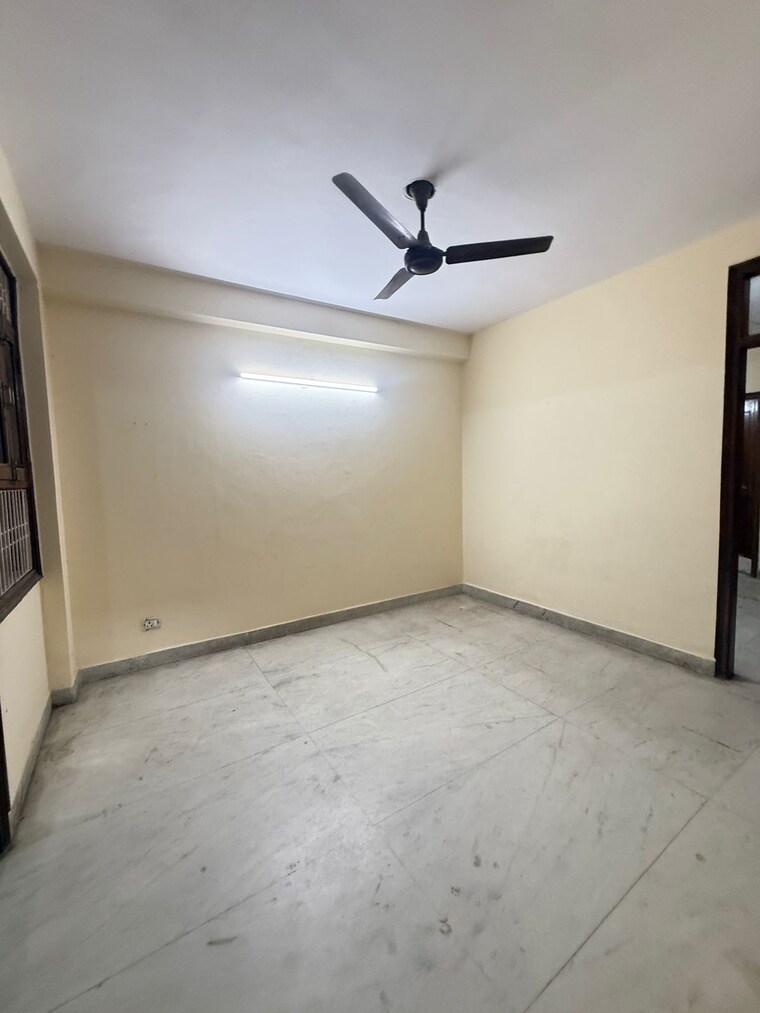 Room, chattarpur 1 Bedroom 650 Sq.Ft. Builder Floor In Chattarpur Delhi 9195827