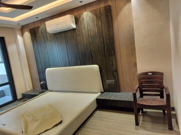 Furnished Amenities in 2.5 BHK Builder Floor at Ardee City, Sector 52 – for Rent