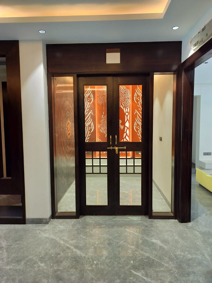 Room, ardee-city 2.5 Bedroom 263 Sq.Yd. Builder Floor In Sector 52 Gurgaon 9195787