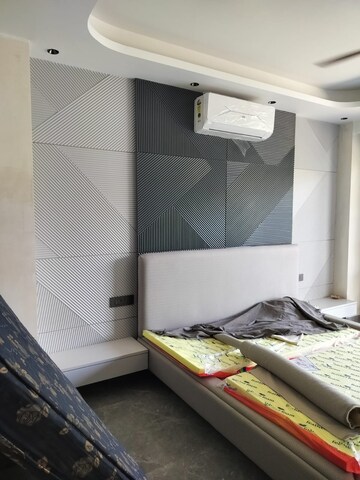 Kitchen in 2.5 BHK Builder Floor at Ardee City, Sector 52 – for Rent