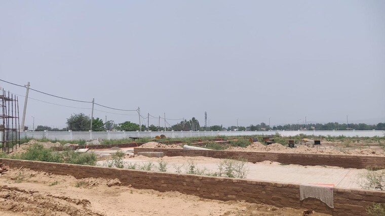 undefined, sector 16  1510 Sq.Ft. Plot In Sector 16 Panchkula 9195816