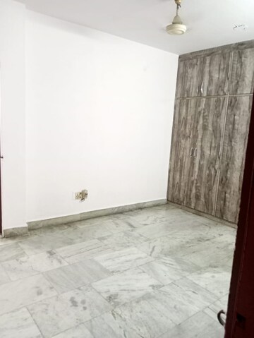 Room in 2 BHK Builder Floor at Lajpat Nagar I – for Rent