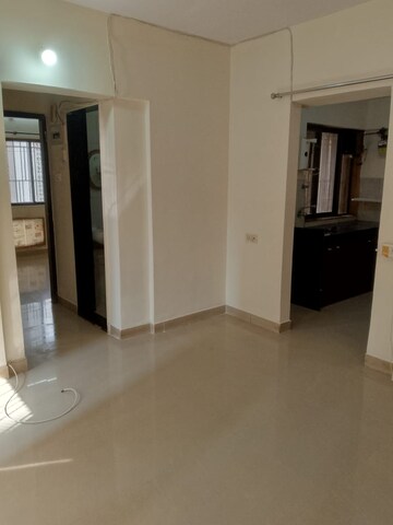 2 BHK Apartment For Rent in Runwal Garden City, Balkum Pada