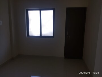 Room in 3 BHK Apartment at Ideal Colony – for Sale