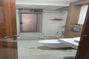 Bathroom in 3 BHK Apartment at Prabhadevi CHS, Prabhadevi – for Rent