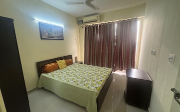 2 BHK Apartment For Sale in DLF Beverly Park I, Sector 28