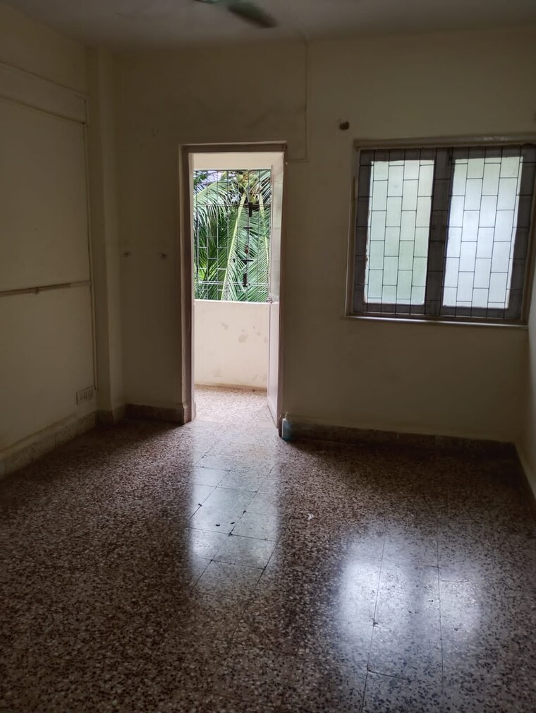 Room, matunga west 1 Bedroom 550 Sq.Ft. Apartment In Matunga West Mumbai 9196029
