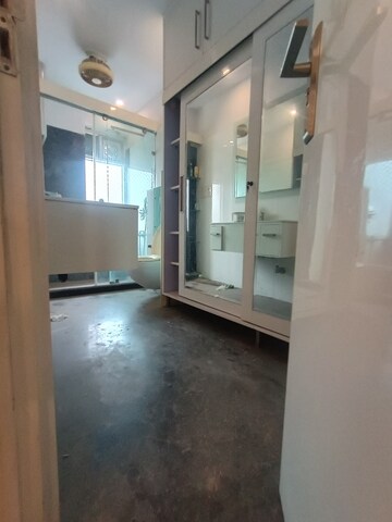 Room in 5 BHK Builder Floor at Roop Nagar – for Sale