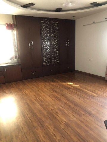 Room in 3 BHK Apartment at Ramky Towers, Gachibowli – for Rent