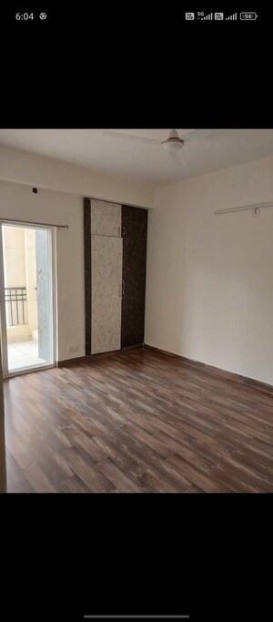 Room in 2 BHK Apartment at Ajnara Le Garden, Sector 16b Greater Noida – for Sale