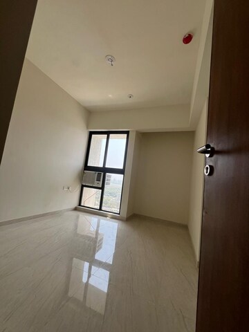 1 BHK Apartment For Rent in Lodha Crown Quality Homes, Majiwada