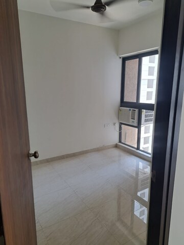 1 BHK Apartment For Rent in Lodha Crown Quality Homes, Majiwada