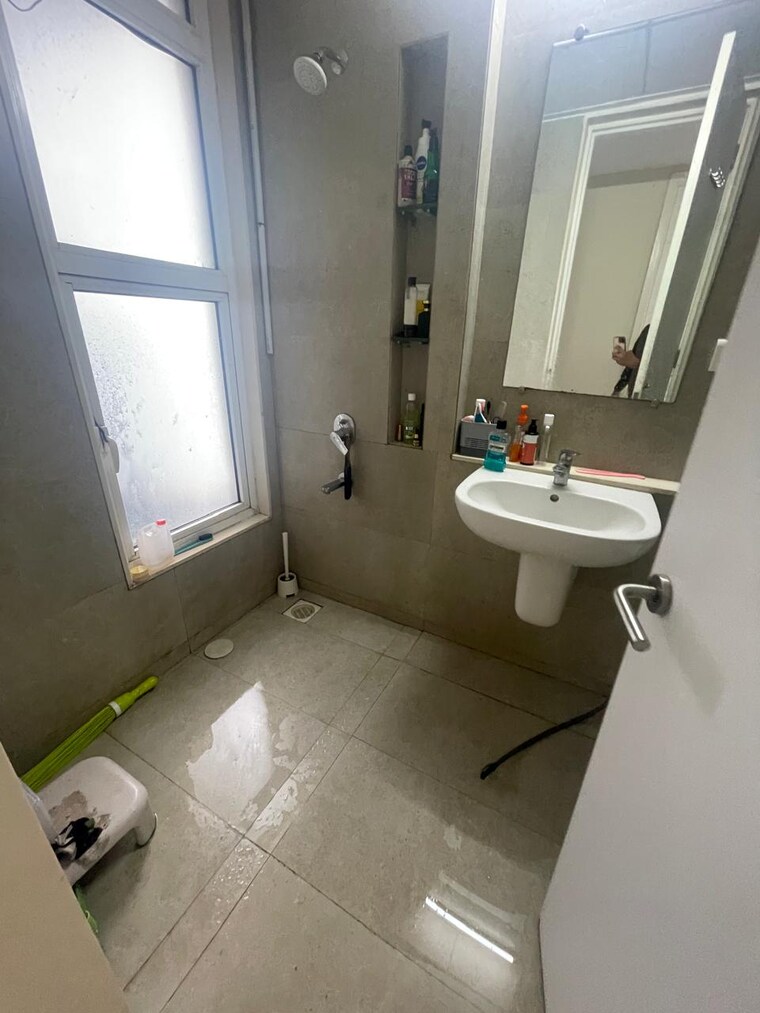 Bathroom, tata-serein 4 Bedroom 1800 Sq.Ft. Apartment In Pokhran Road No Two Thane 9196159