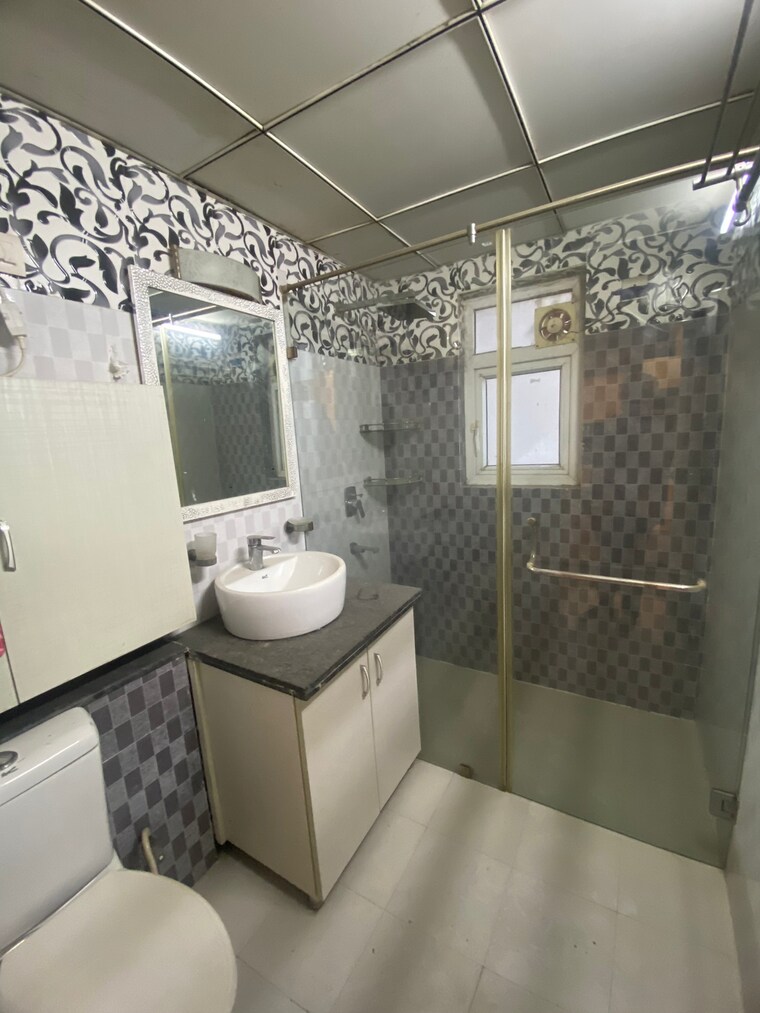 Bathroom, chd-avenue-71 3.5 Bedroom 1800 Sq.Ft. Apartment In Sector 71 Gurgaon 9196157