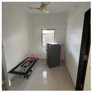 Furnished Amenities in 1.5 BHK Apartment at Everest Apartment Andheri, Andheri West – for Rent