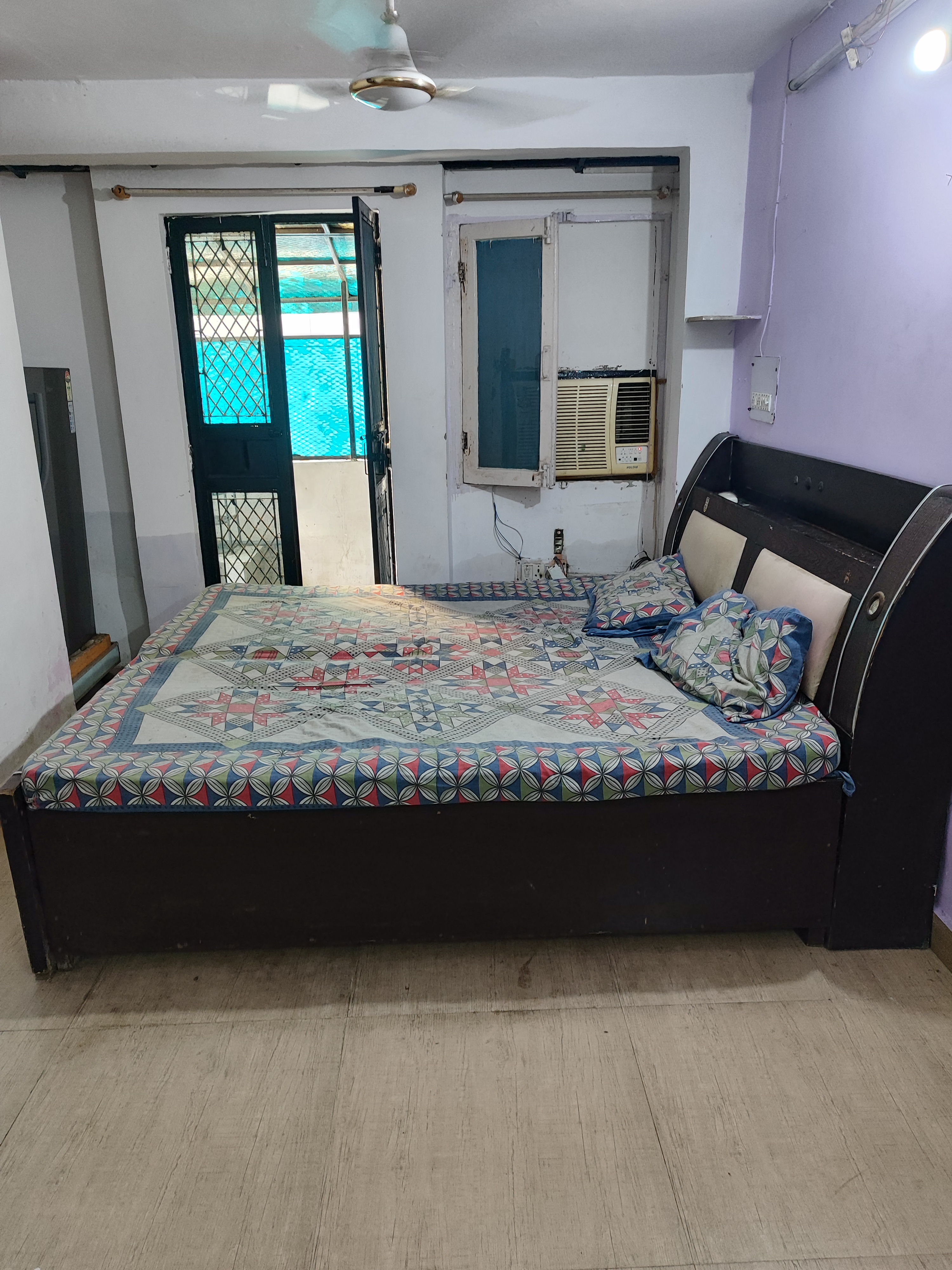 1 Rk+ Servant Room Apartment For Rent in Vijayant Enclave