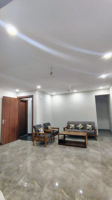 Living Room in 2 BHK Builder Floor at Sushant Lok 3, Sector 57 – for Rent