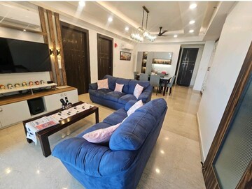 Gym in 5 BHK Apartment at Prateek Edifice, Sector 107 – for Rent