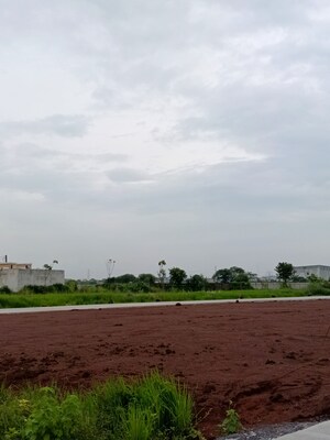  Plot For Sale in Hirapur