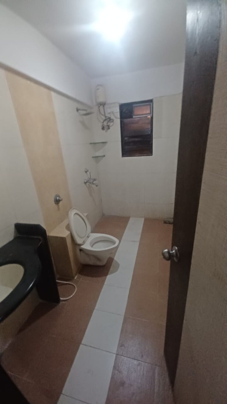 Bathroom, prarthna-heights 3 Bedroom 1372 Sq.Ft. Apartment In Parel Mumbai 9196198